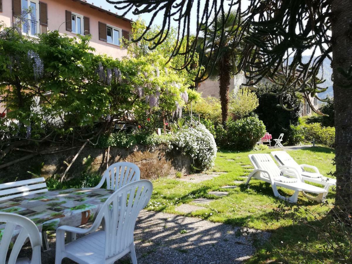 Panorama Sul Lago Porto Valtravaglia Exterior foto